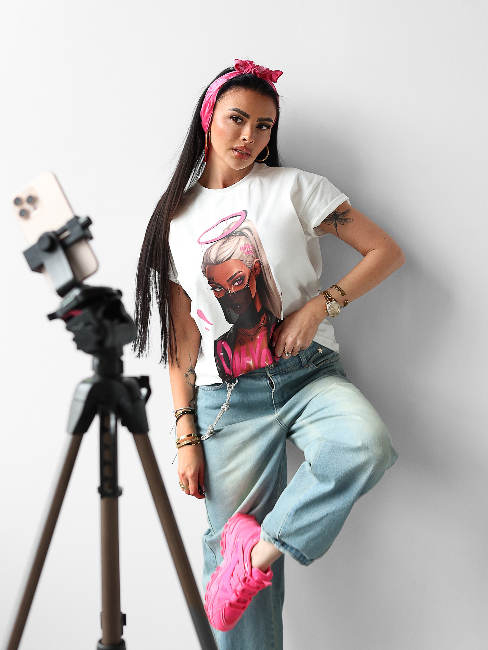 T-shirt z grafiką LOTE OLAVOGA ecru