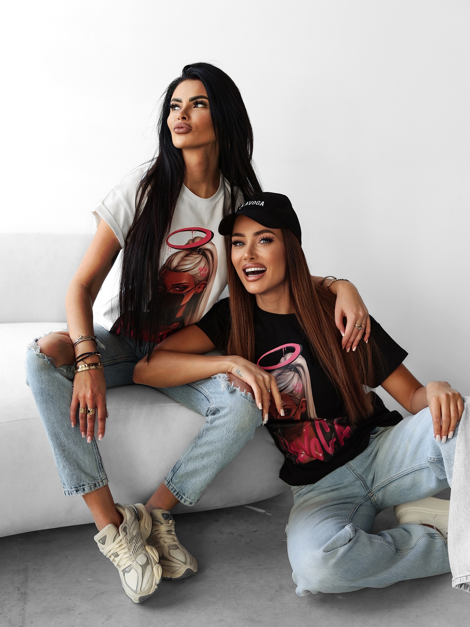 T-shirt z grafiką LOTE OLAVOGA ecru