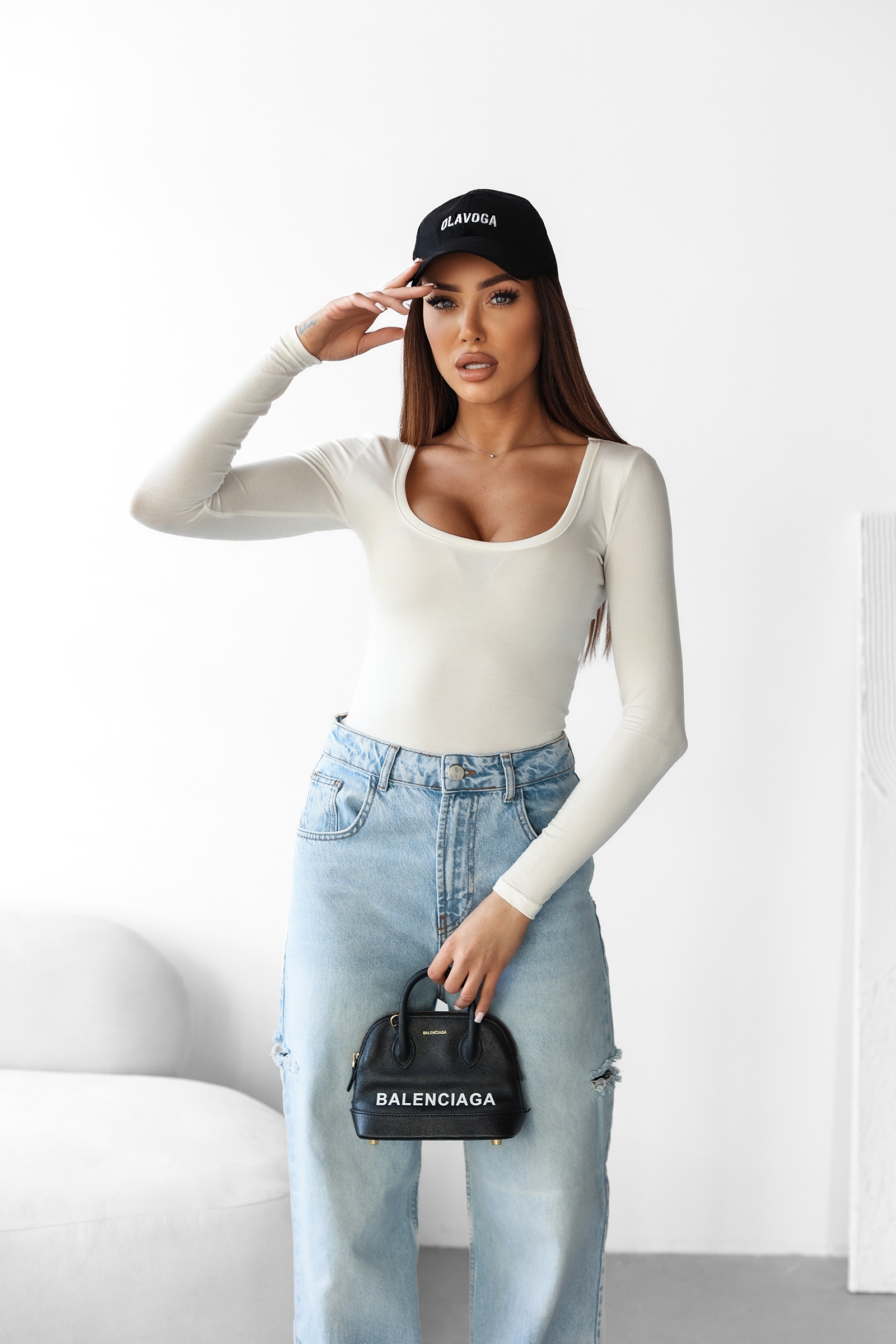 Bluzka basic ATAJA OLAVOGA ecru Bluzka basic ATAJA OLAVOGA ecru