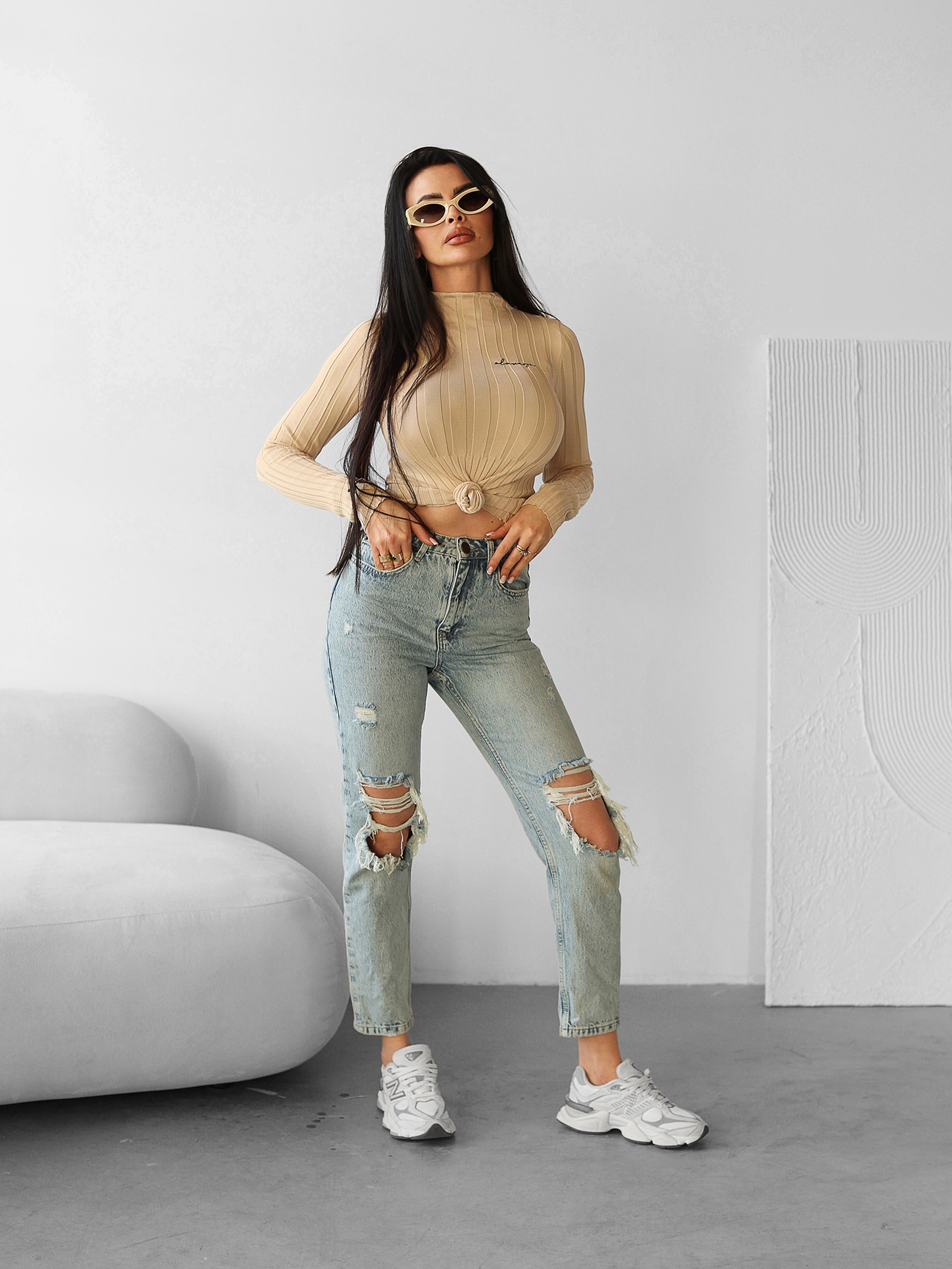 Sweter prążkowany PIPER OLAVOGA beżowy