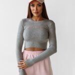 Sweter dopasowany JACQUELINE OLAVOGA szary