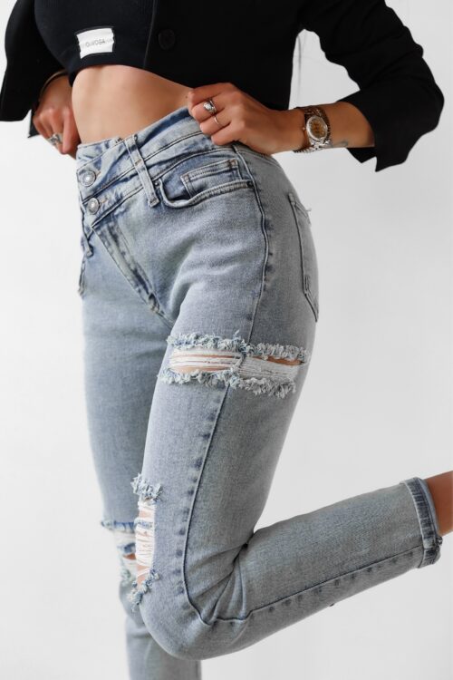 Spodnie jeansowe dopasowane LUNA OLAVOGA niebieskie