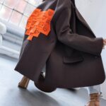 Marynarka oversize z aplikacją MC SMILE brązowa/pomarańcz