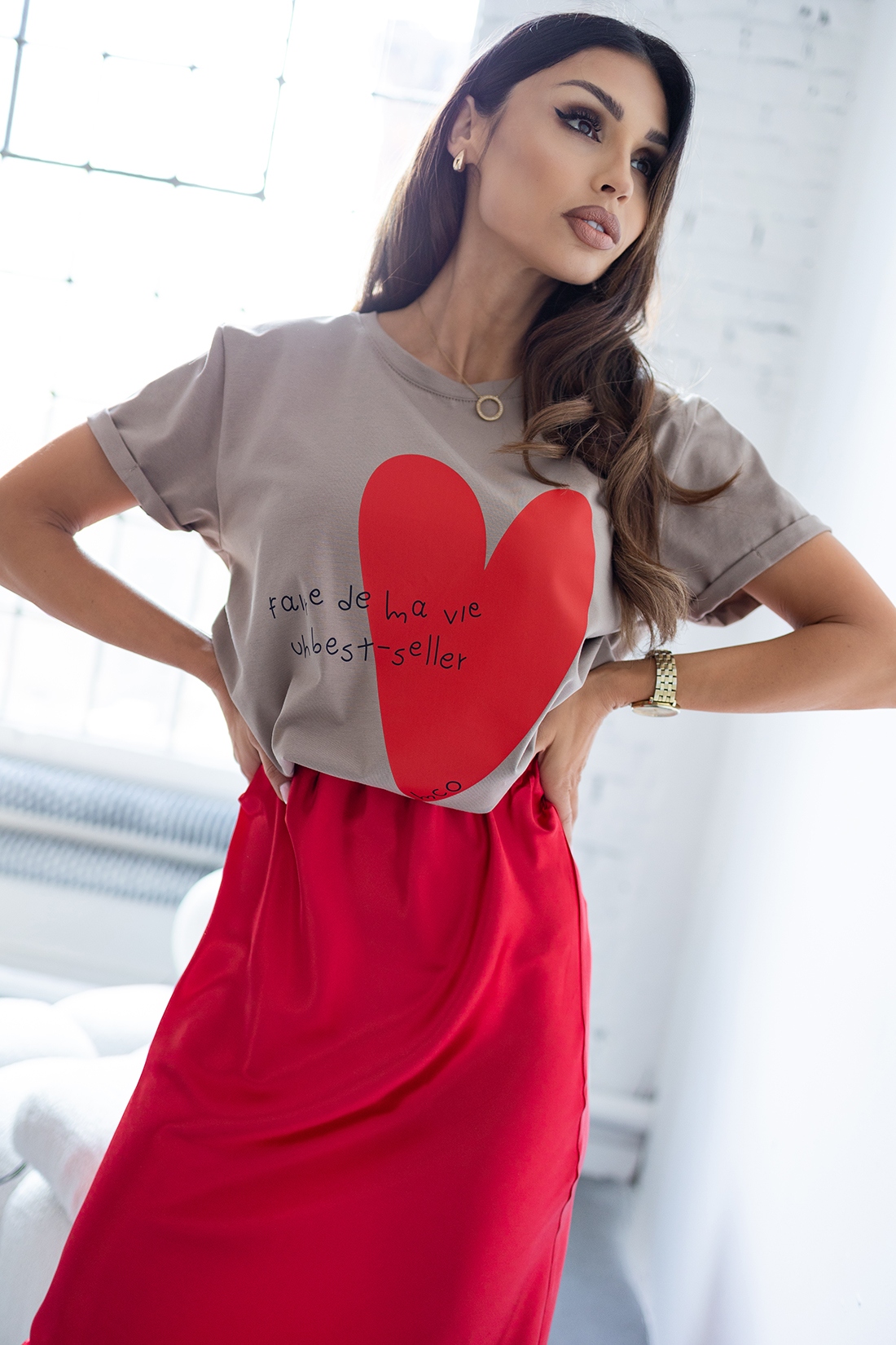 T-shirt klasyczny z printem MC BigHeart beżowy