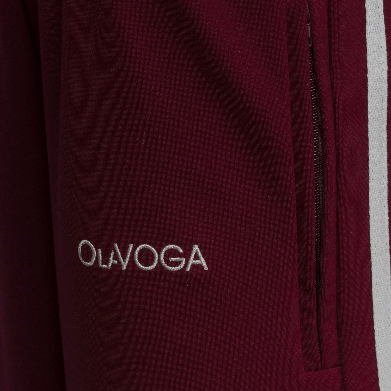 Spodnie z szerokimi nogawkami ANDRA OLAVOGA bordowe