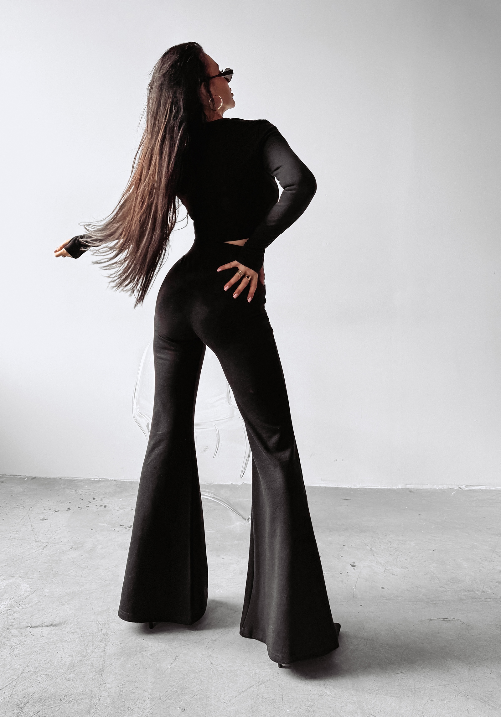 Komplet dresowy bawełniany PRAVA OLAVOGA czarny Komplet dresowy bawełniany PRAVA OLAVOGA czarny