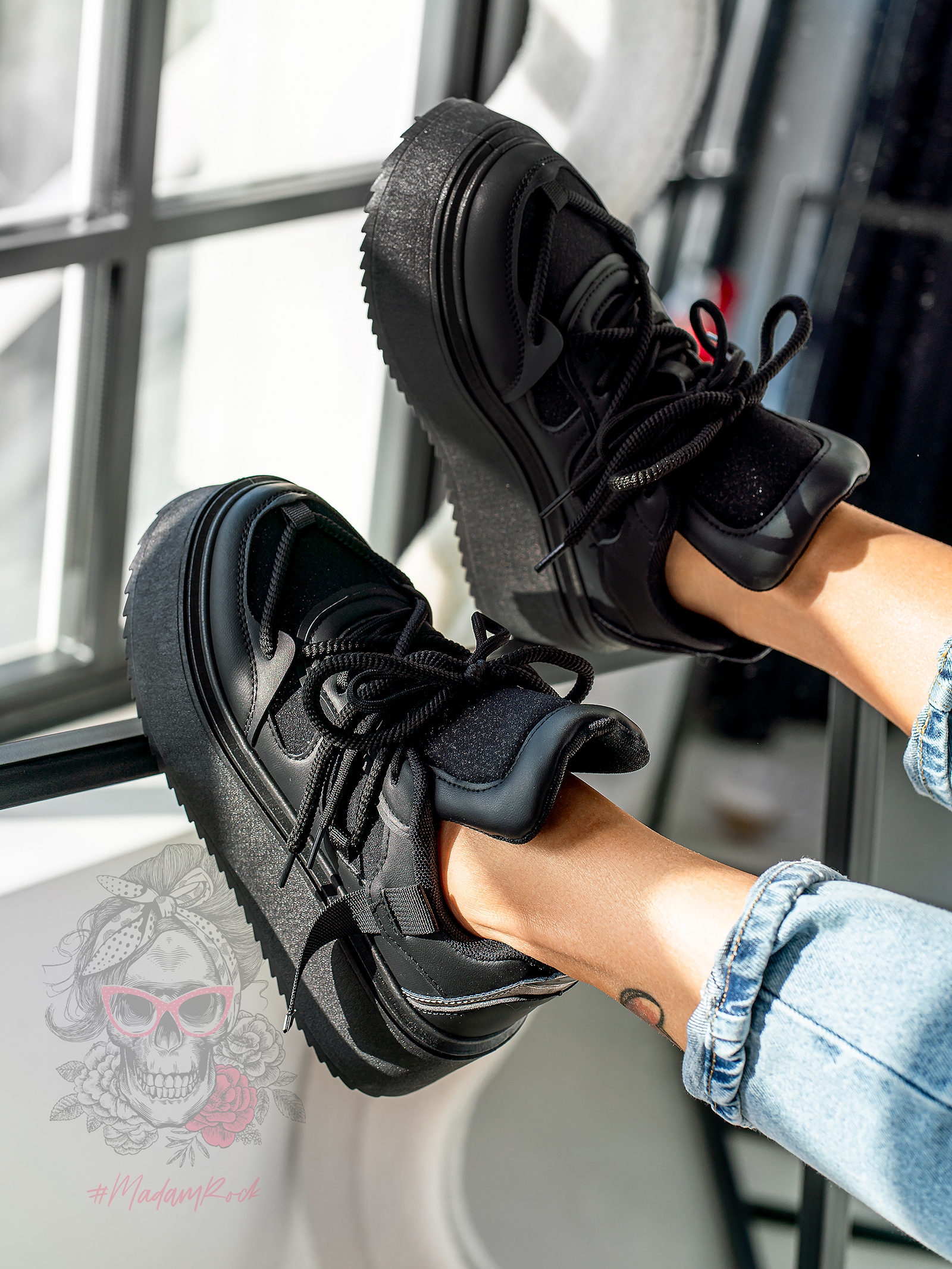 Buty sportowe na platformie Madam Dolle czarne Buty sportowe na platformie Madam Dolle czarne