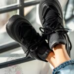 Buty sportowe na platformie Madam Dolle czarne