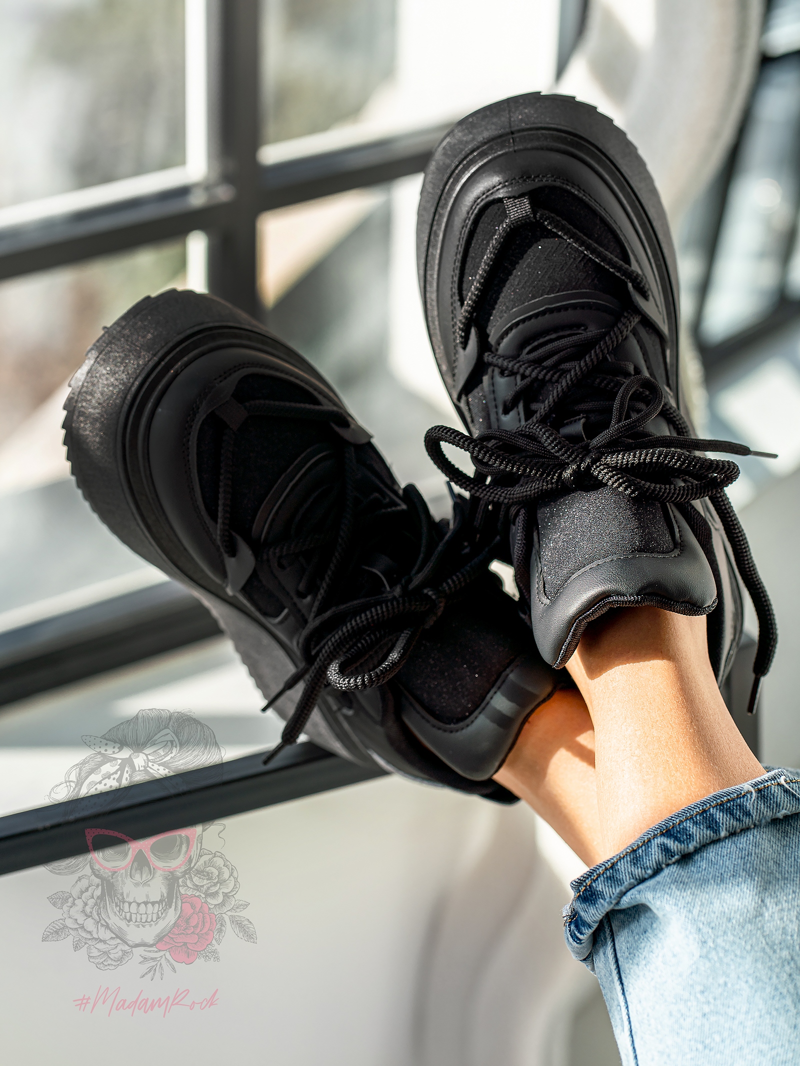 Buty sportowe na platformie Madam Dolle czarne Buty sportowe na platformie Madam Dolle czarne