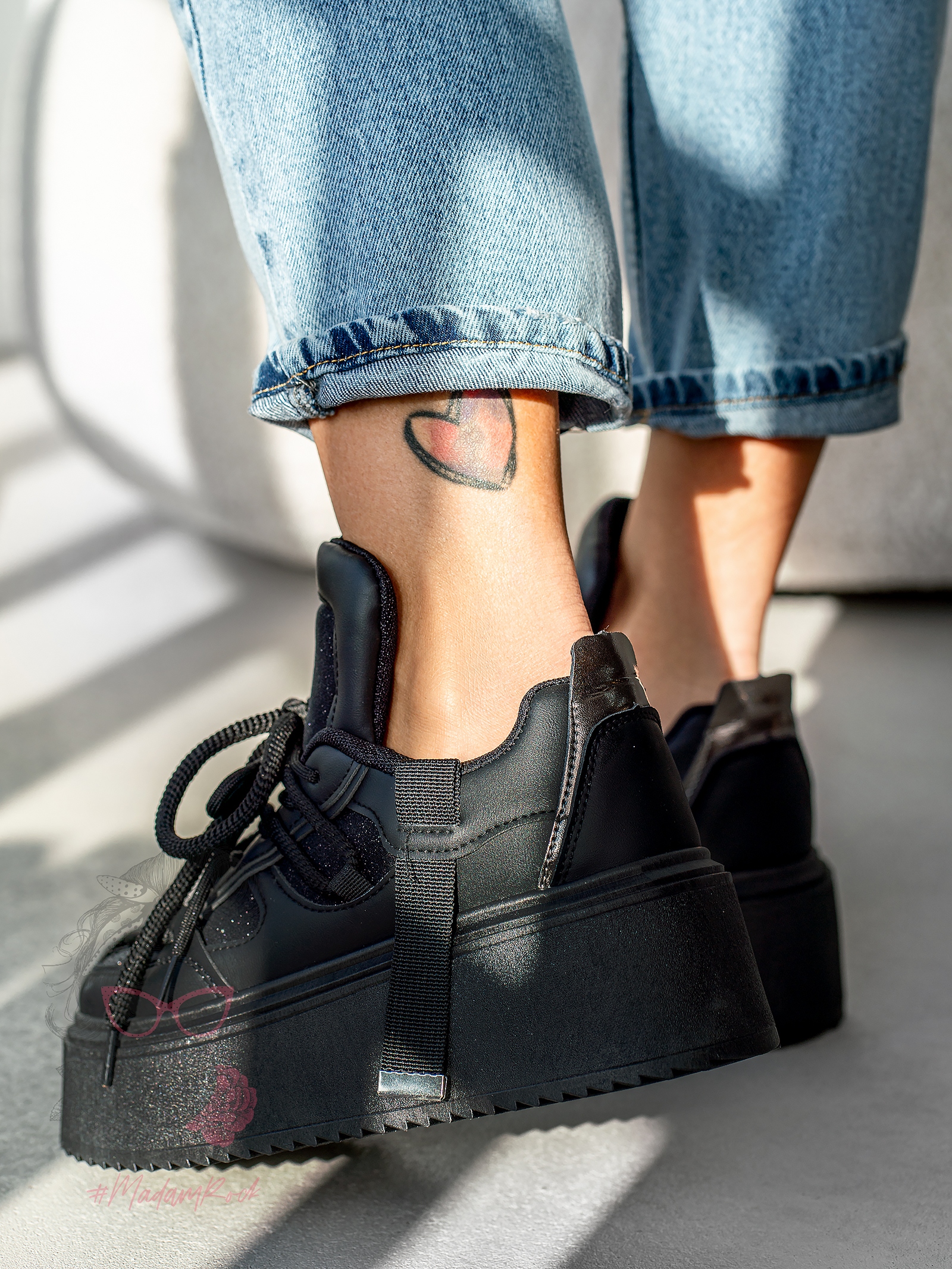 Buty sportowe na platformie Madam Dolle czarne Buty sportowe na platformie Madam Dolle czarne