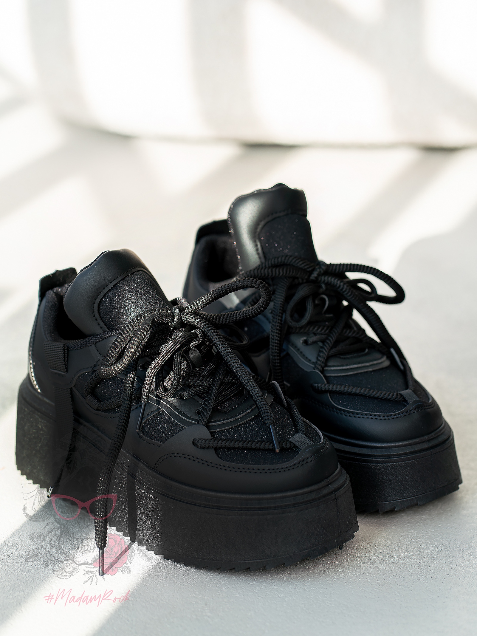 Buty sportowe na platformie Madam Dolle czarne Buty sportowe na platformie Madam Dolle czarne