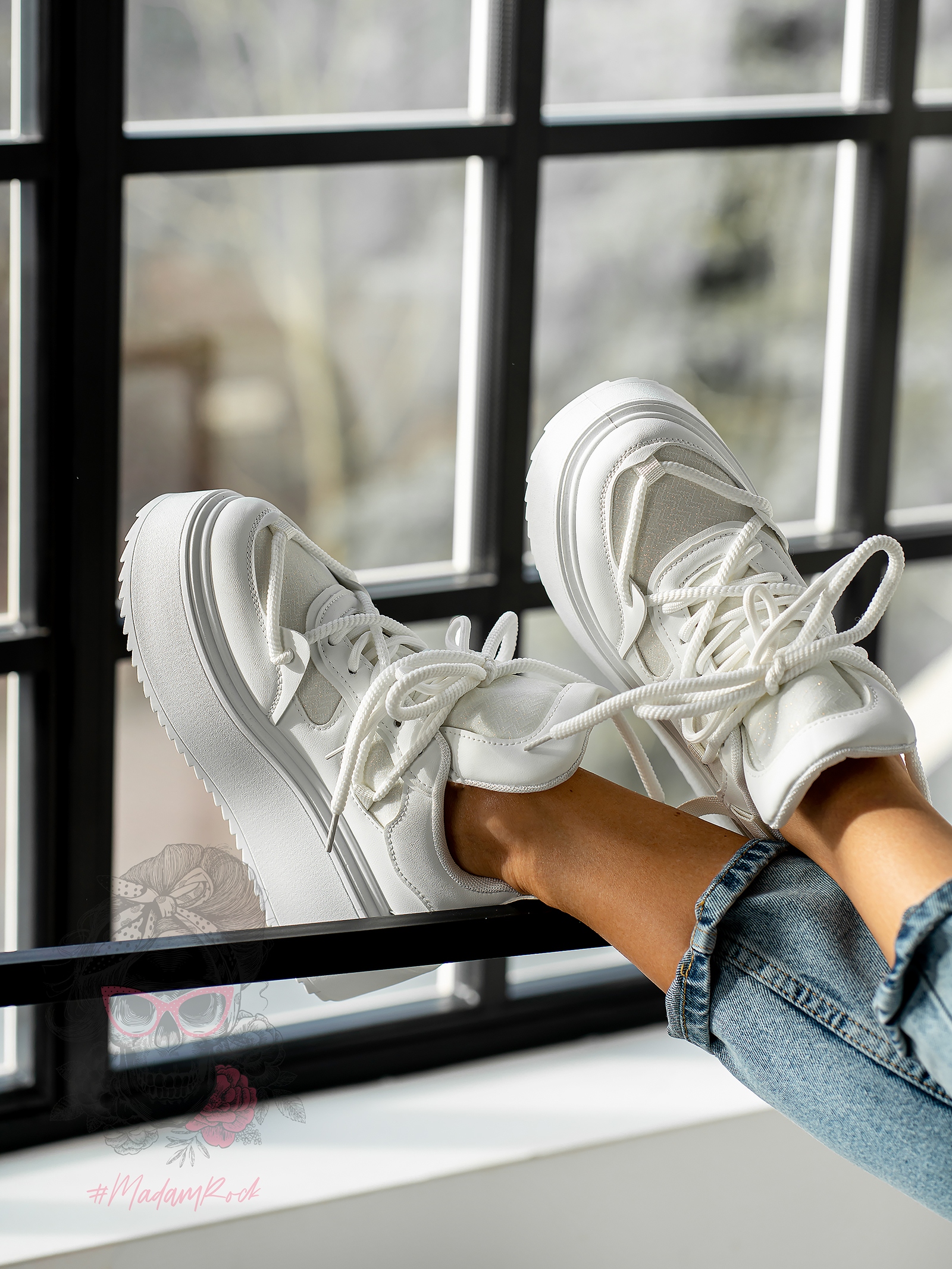 Buty sportowe na platformie Madam Dolle białe Buty sportowe na platformie Madam Dolle białe