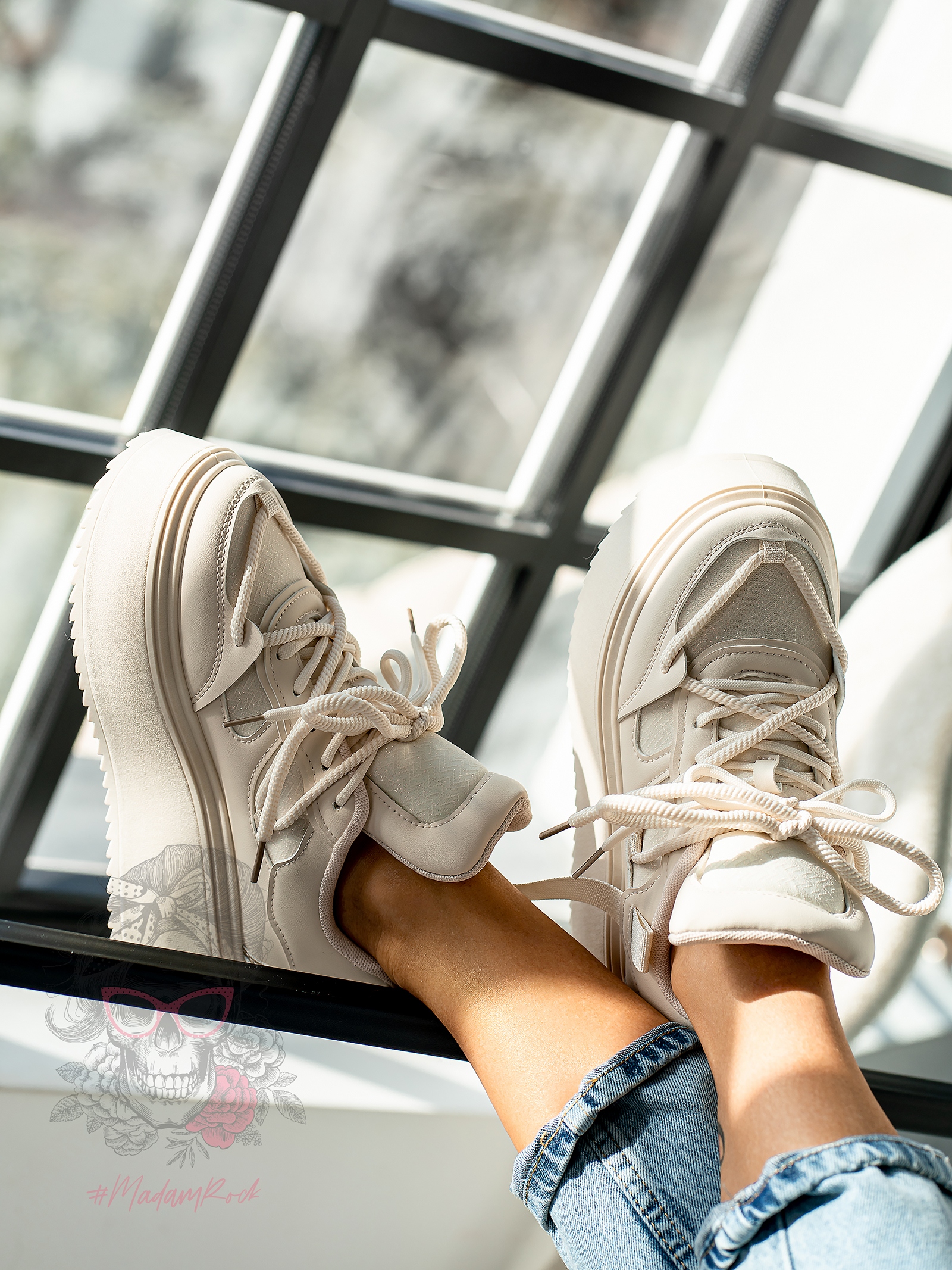 Buty sportowe na platformie Madam Dolle beżowe