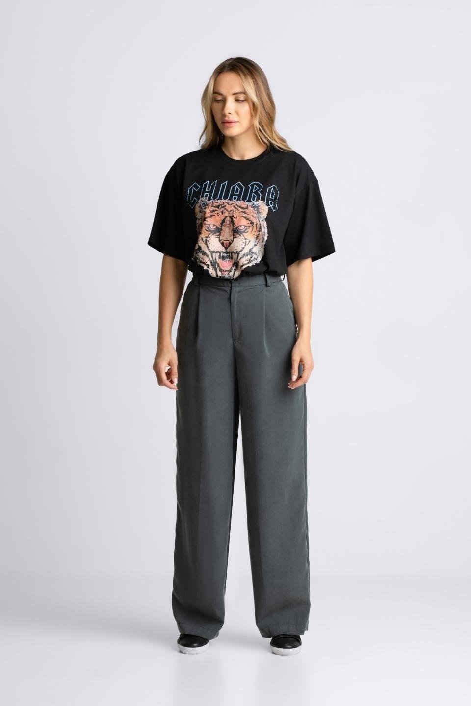 T-shirt oversize CHIARA ROAR czarny T-shirt oversize CHIARA ROAR czarny