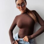 Body damskie klasyczne PELLE OLAVOGA brązowe