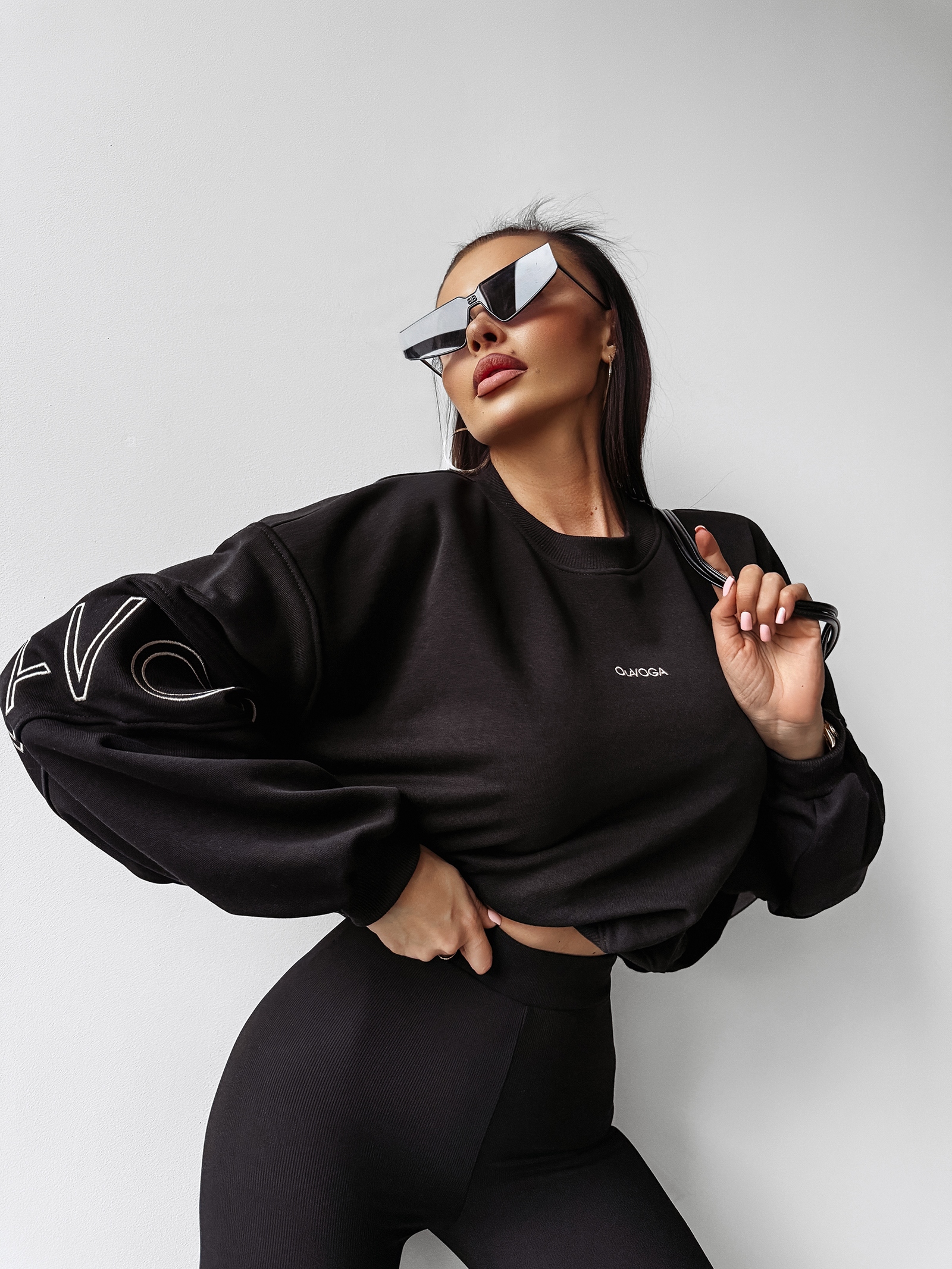 Bluza bawełniana MARKAZ OLAVOGA czarna Bluza bawełniana MARKAZ OLAVOGA czarna