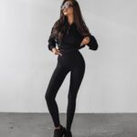 Bluza damska z kapturem MOLETO OLAVOGA czarna