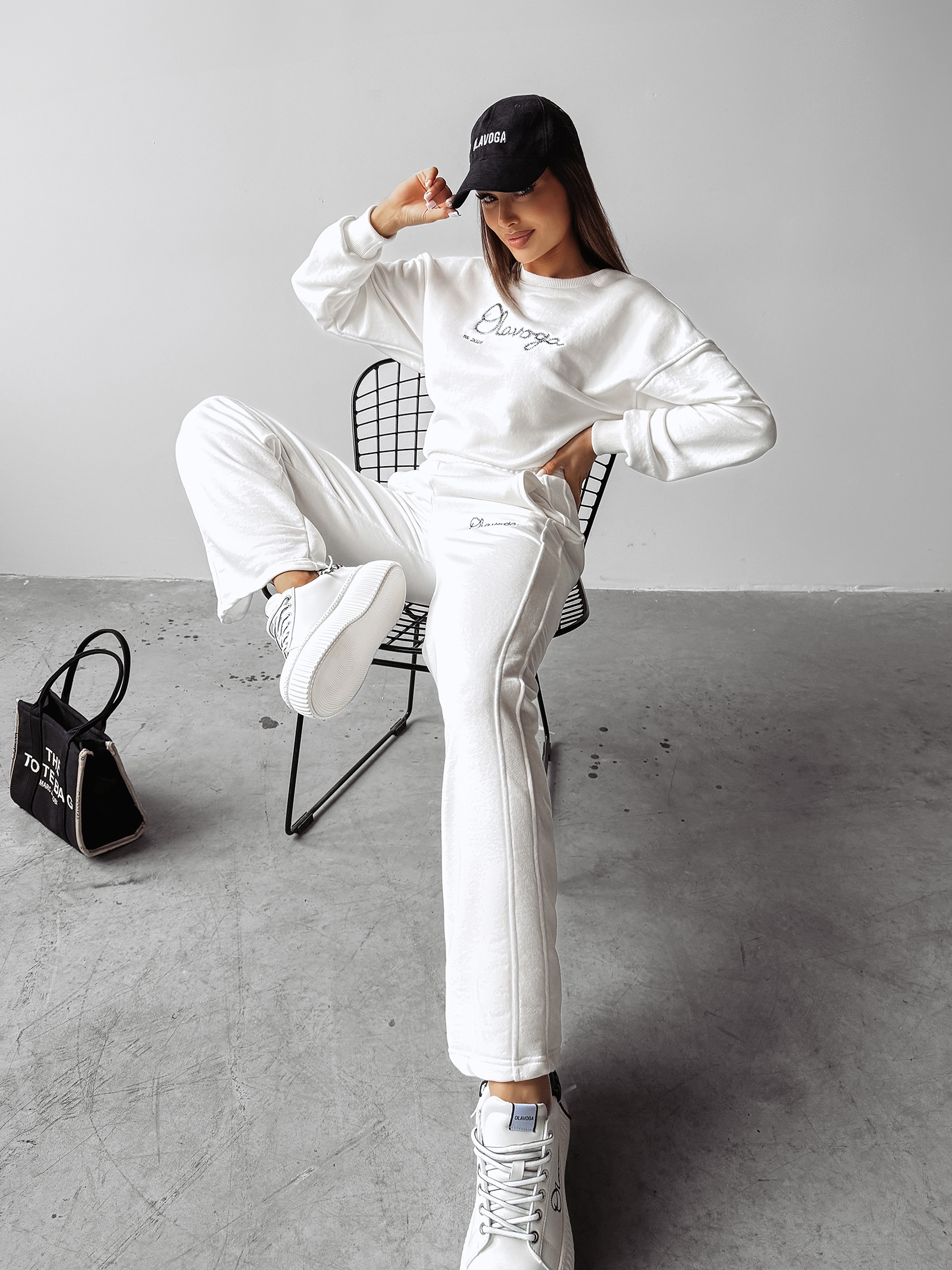 Komplet sportowy bawełniany SETELA OLAVOGA ecru