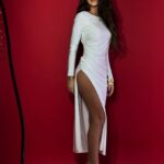 Sukienka długa z perłami NB Polera biała