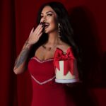 Sukienka rozkloszowana NB V-ness czerwona