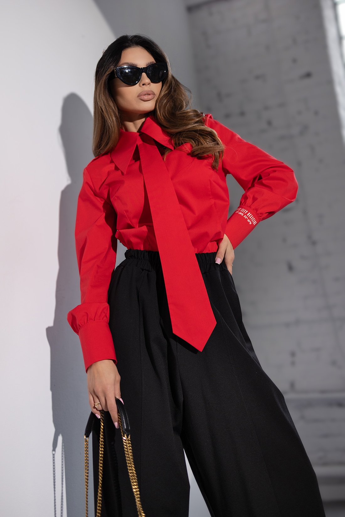 Koszula oversize z krawatem MC TIE czerwona