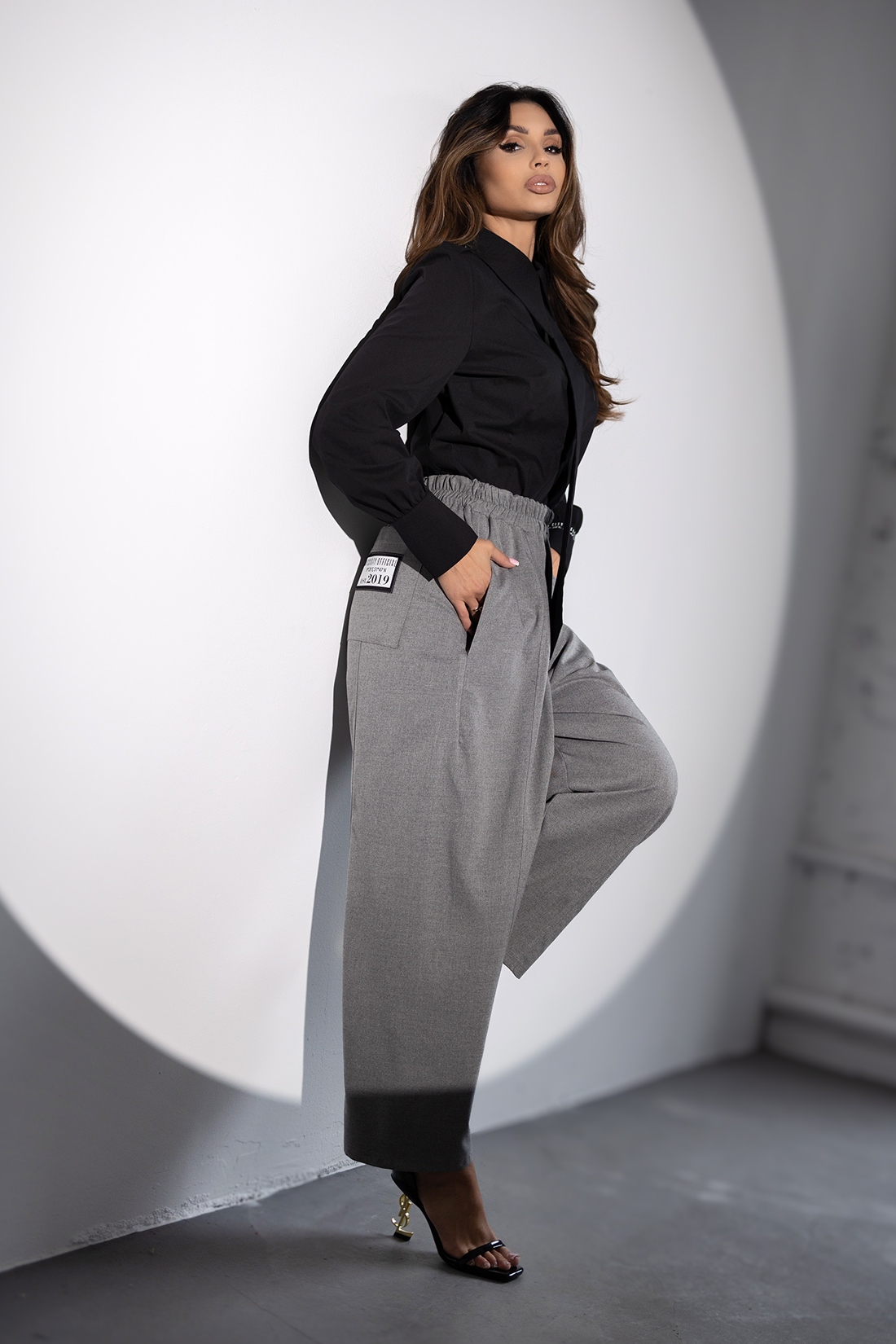 Koszula oversize z krawatem MC TIE czarna Koszula oversize z krawatem MC TIE czarna