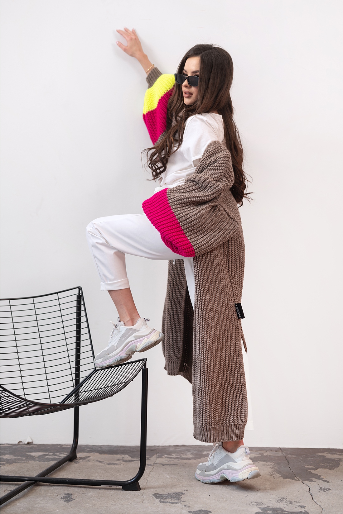 Sweter pleciony kardigan MC Multicolor brąz - fuksja Sweter pleciony kardigan MC Multicolor brąz - fuksja