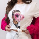 T-shirt z kolorowym nadrukiem MC PINK GLASSES biały