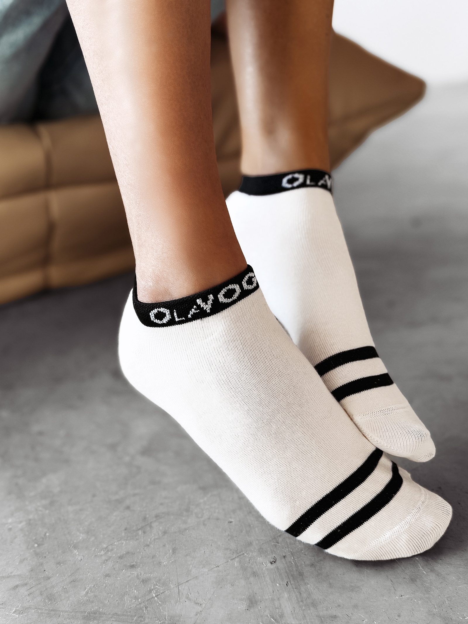 Skarpetki stopki damskie OPULENZE OLAVOGA ecru