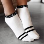 Skarpetki stopki damskie OPULENZE OLAVOGA ecru