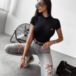 Body z krótkim rękawem RASBERRY OLAVOGA czarne