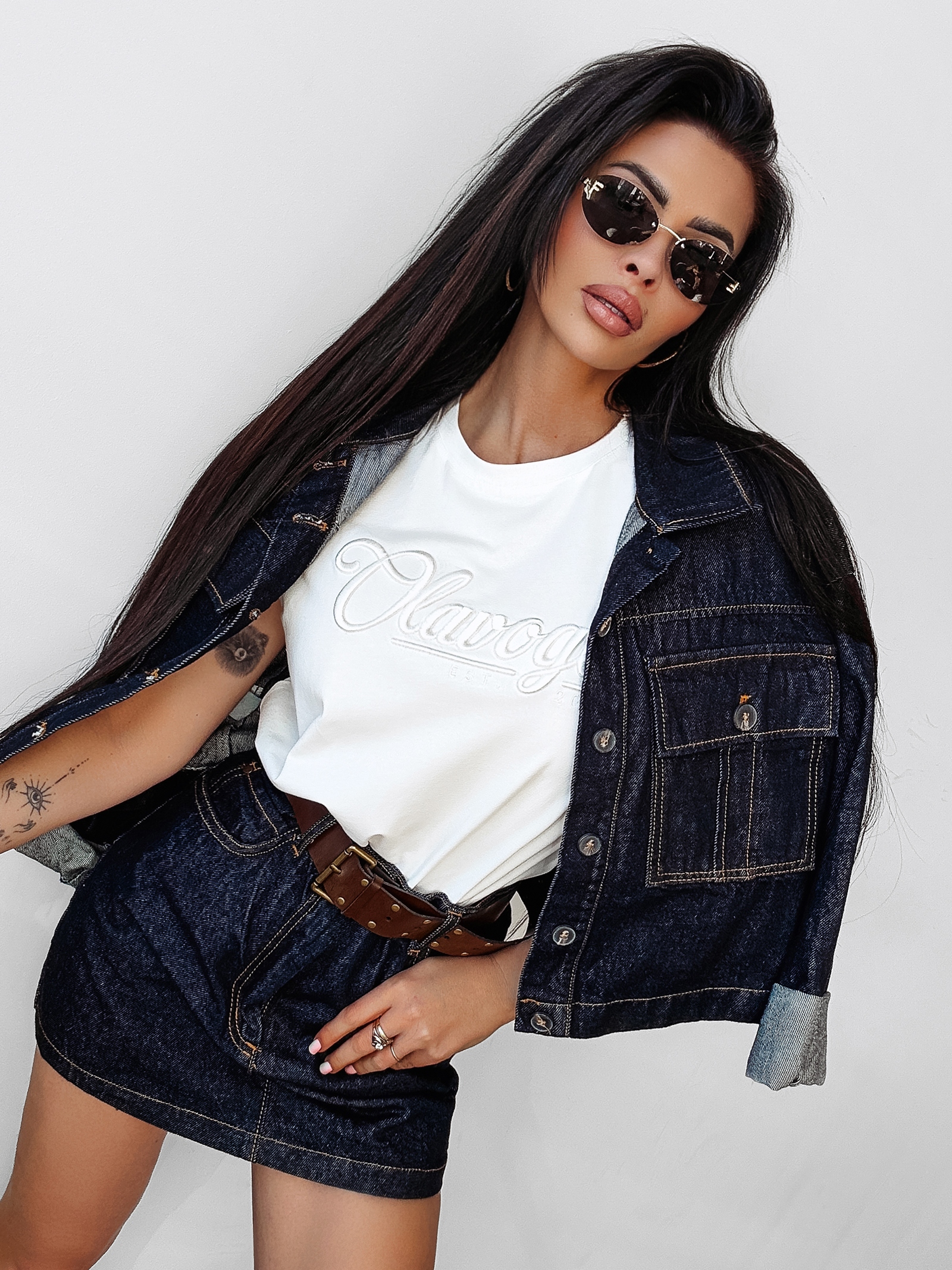 T-shirt klasyczny MANILA OLAVOGA ecru T-shirt klasyczny MANILA OLAVOGA ecru