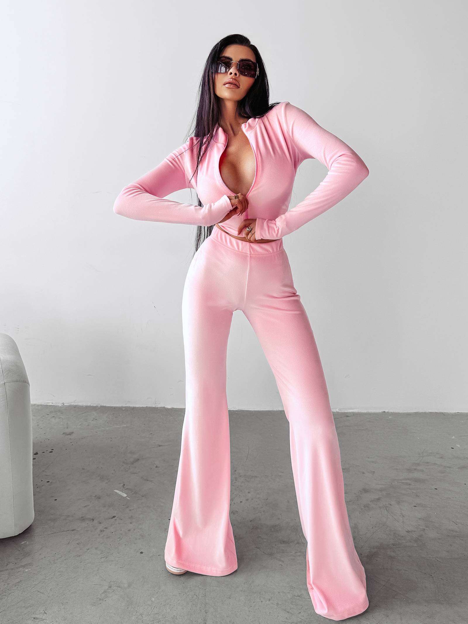 Komplet casual PRIMROSE OLAVOGA pudrowy róż