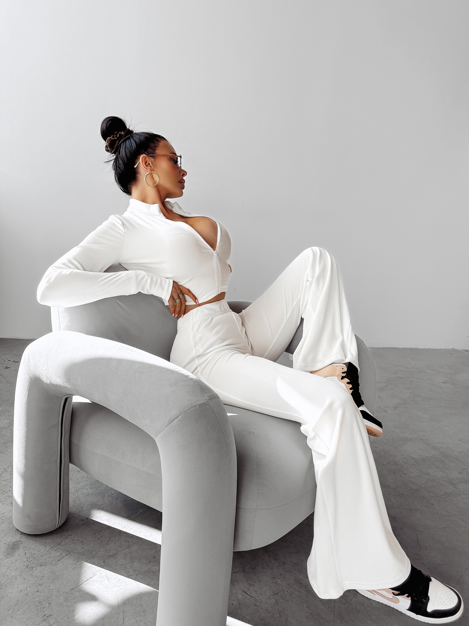 Komplet casual PRIMROSE OLAVOGA ecru