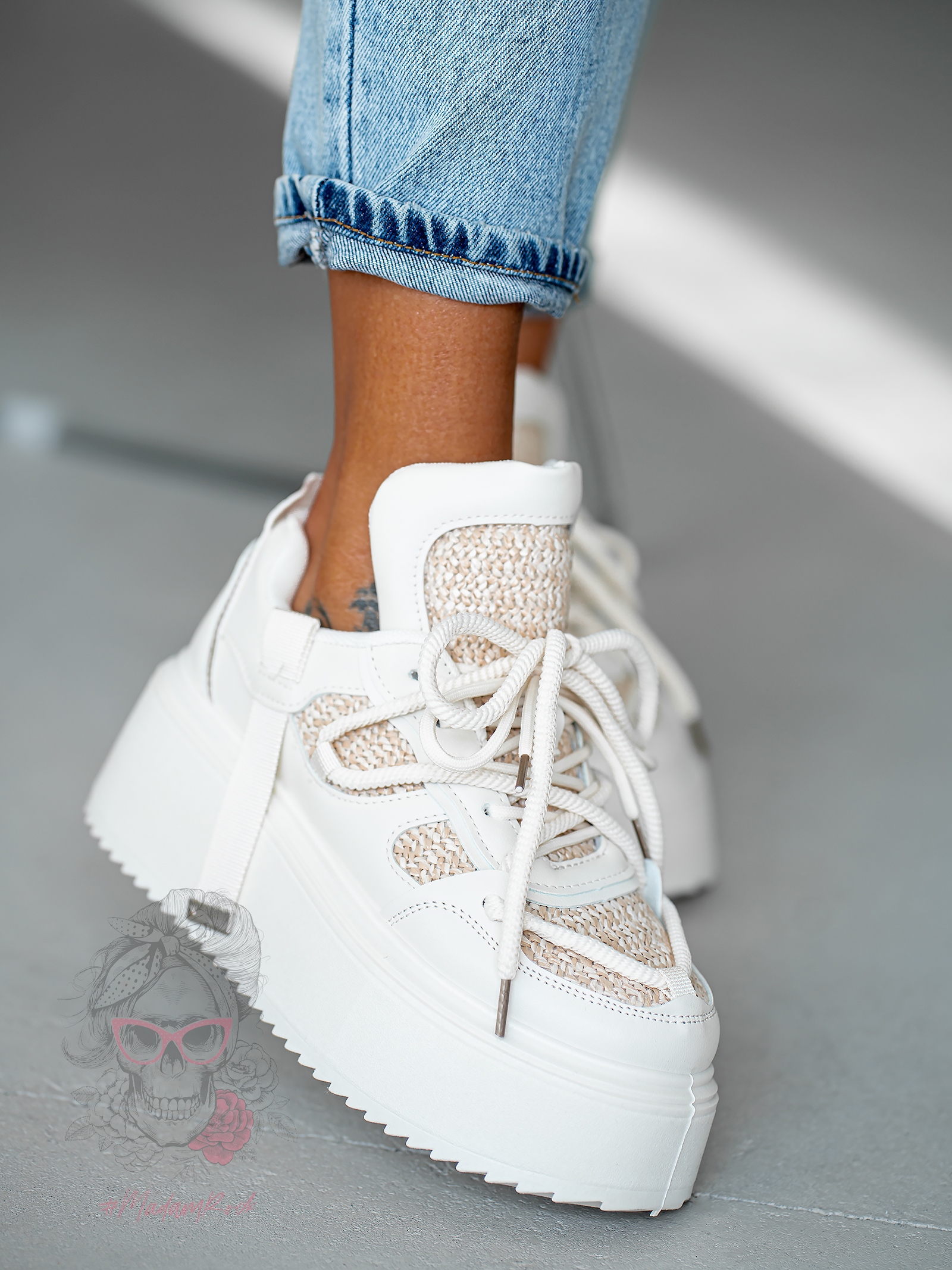 Buty sportowe na platformie Madam Dolle beżowe