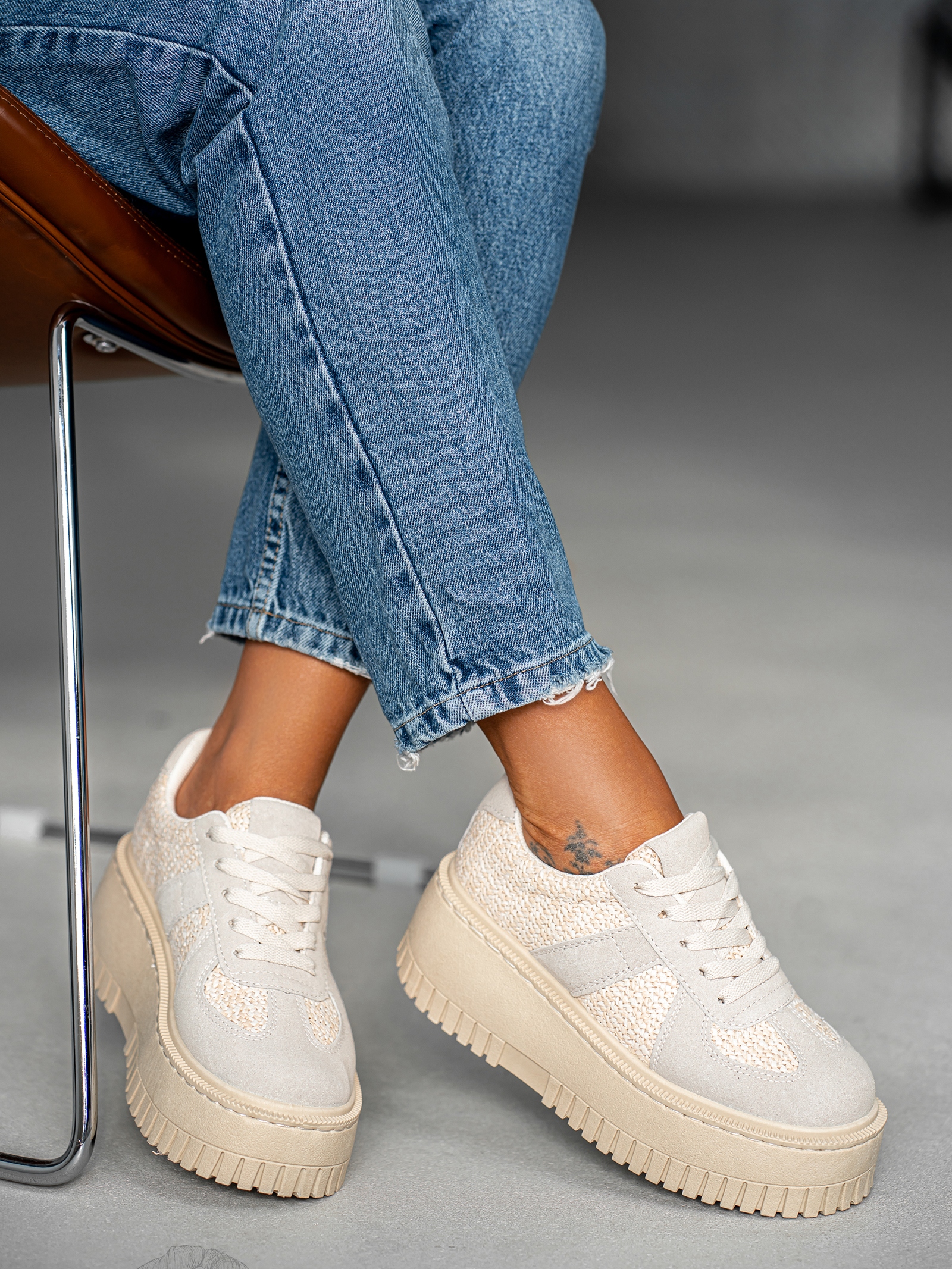 Buty sportowe Madam Krit beżowo- szare Buty sportowe Madam Krit beżowo- szare