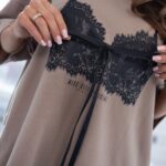 T-shirt z nadrukiem oversize MC Balconette beżowy