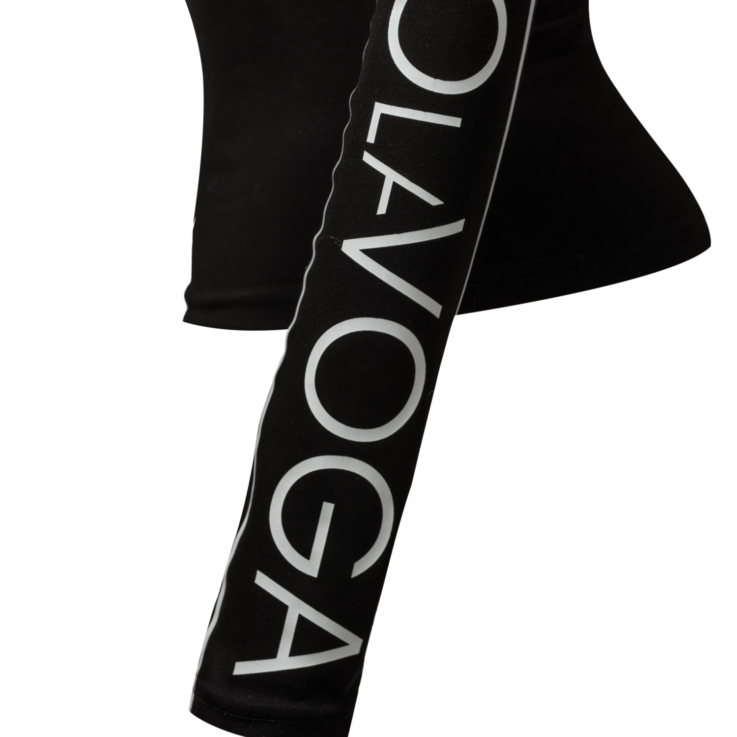 Bluzka z suwakiem BIANCO OLAVOGA czarna Bluzka z suwakiem BIANCO OLAVOGA czarna