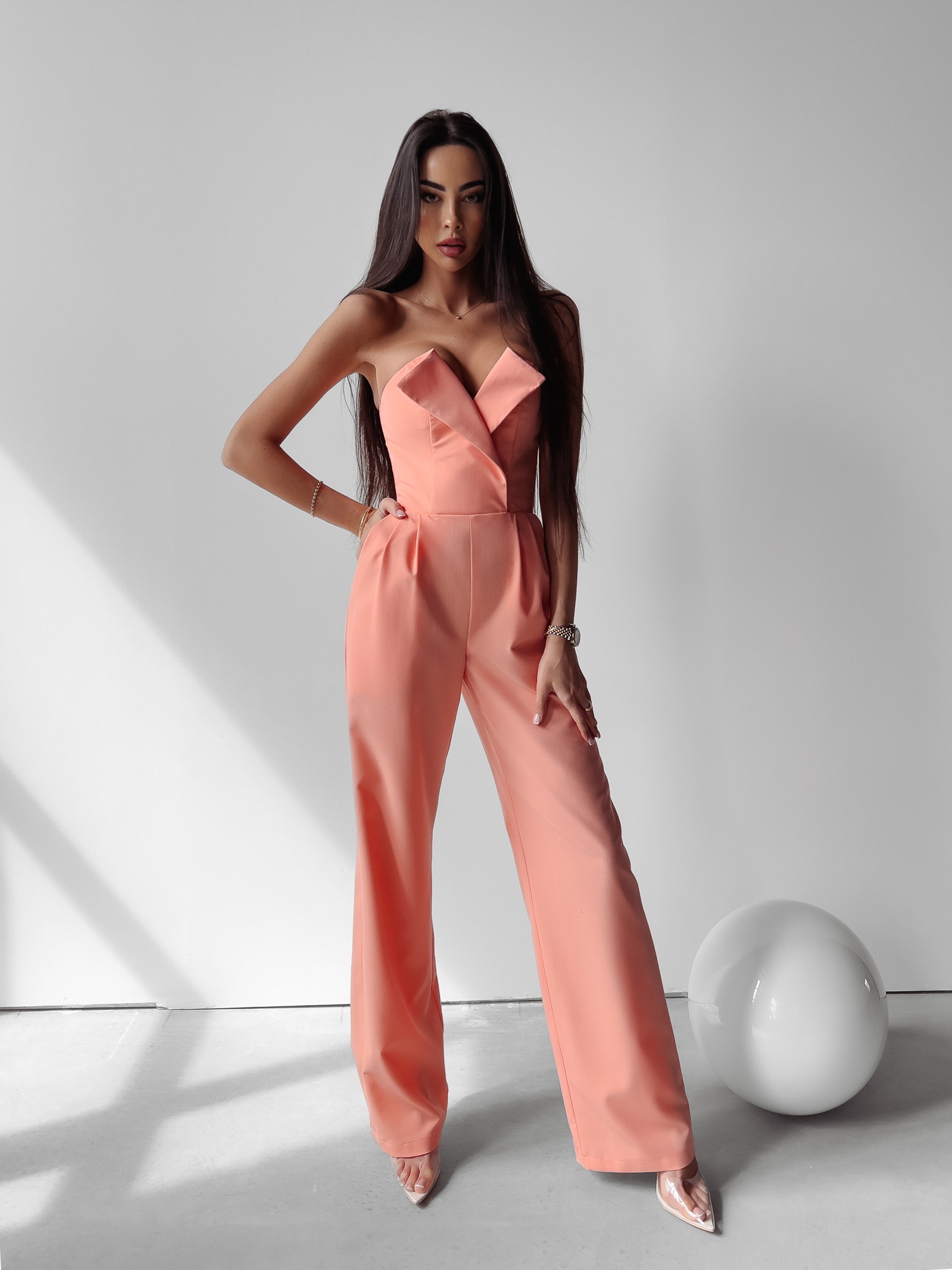 Kombinezon elegancki DIENA OLAVOGA brzoskwiniowy