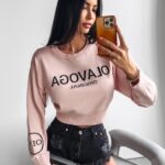 Sweter krótki Kasumi Ola Voga pudrowy