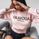 Sweter krótki Kasumi Ola Voga pudrowy