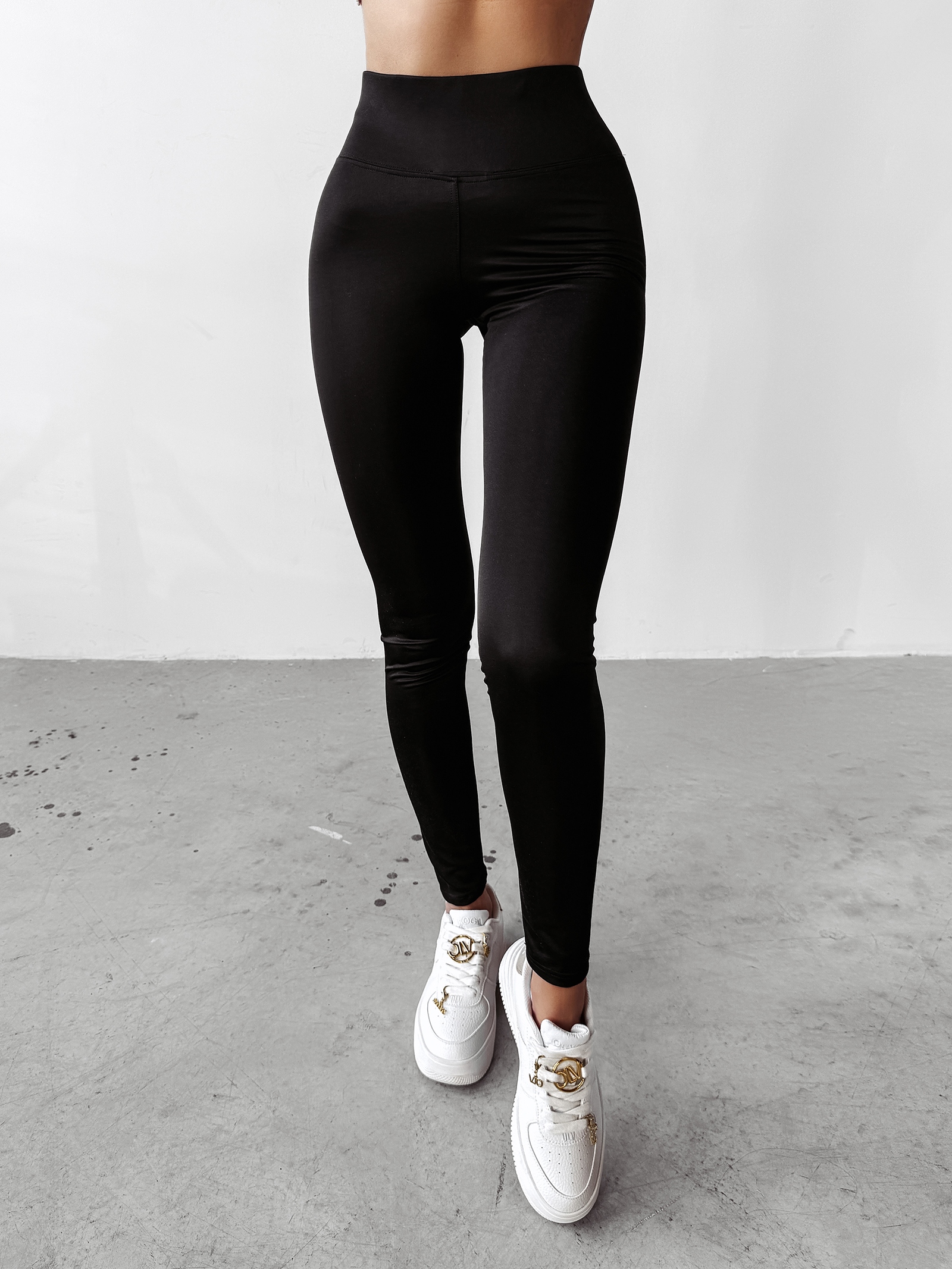 Legginsy elastyczne AFFECTION OLAVOGA czarne