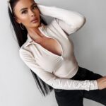 Bluzka z suwakiem BIANCO OLAVOGA beżowa