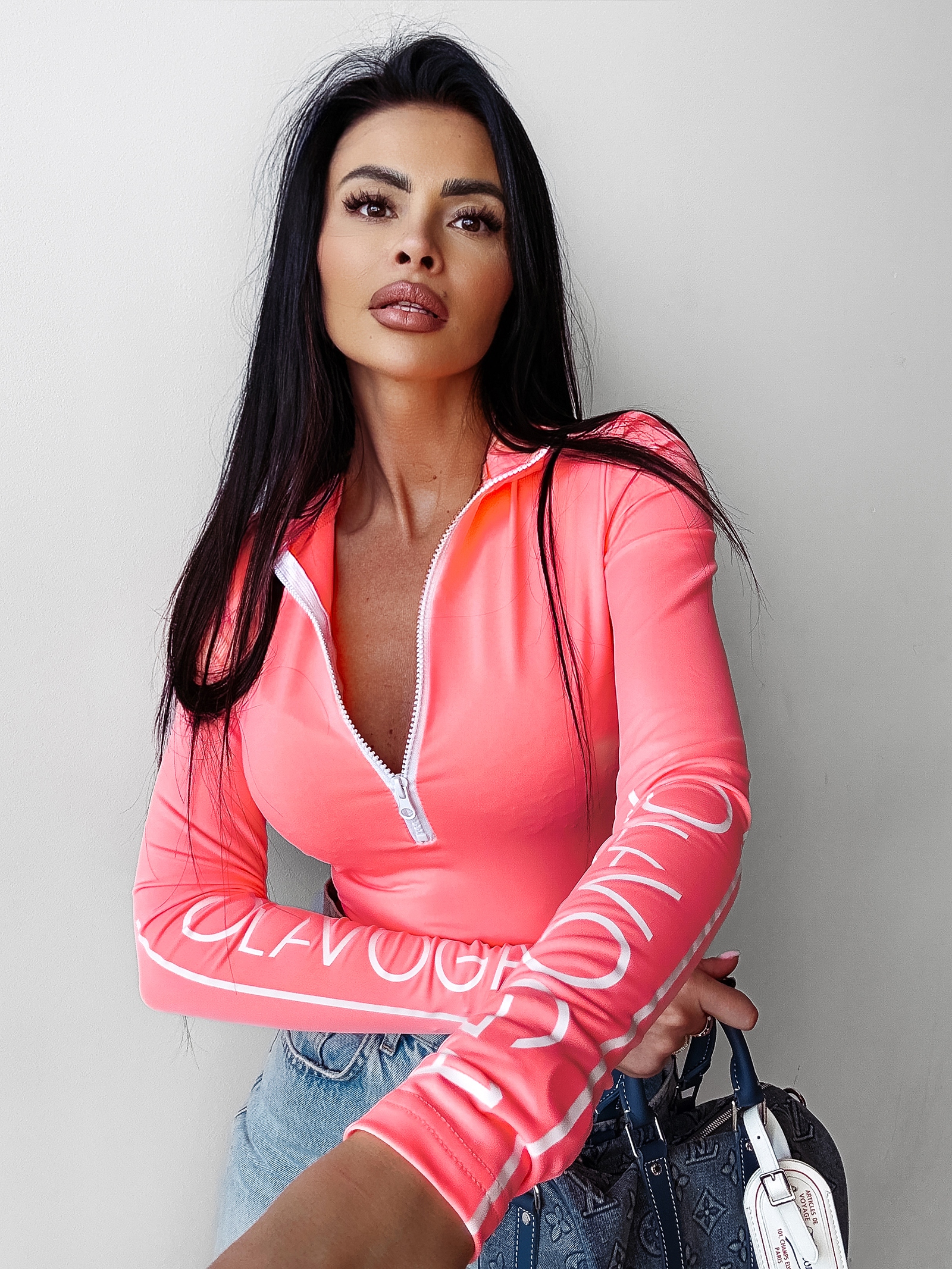 Bluzka z suwakiem BIANCO OLAVOGA koralowa Bluzka z suwakiem BIANCO OLAVOGA koralowa