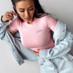 Bluzka krótka LIMA OLAVOGA pudrowy róż