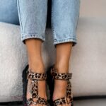 Sandały na platformie Rock Rerer w panterkę