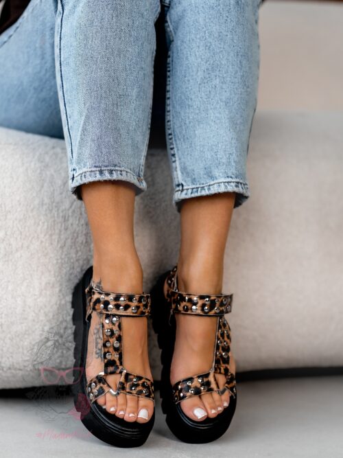 Sandały na platformie Rock Rerer w panterkę