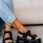 Sandały na platformie Madam Lepes czarne