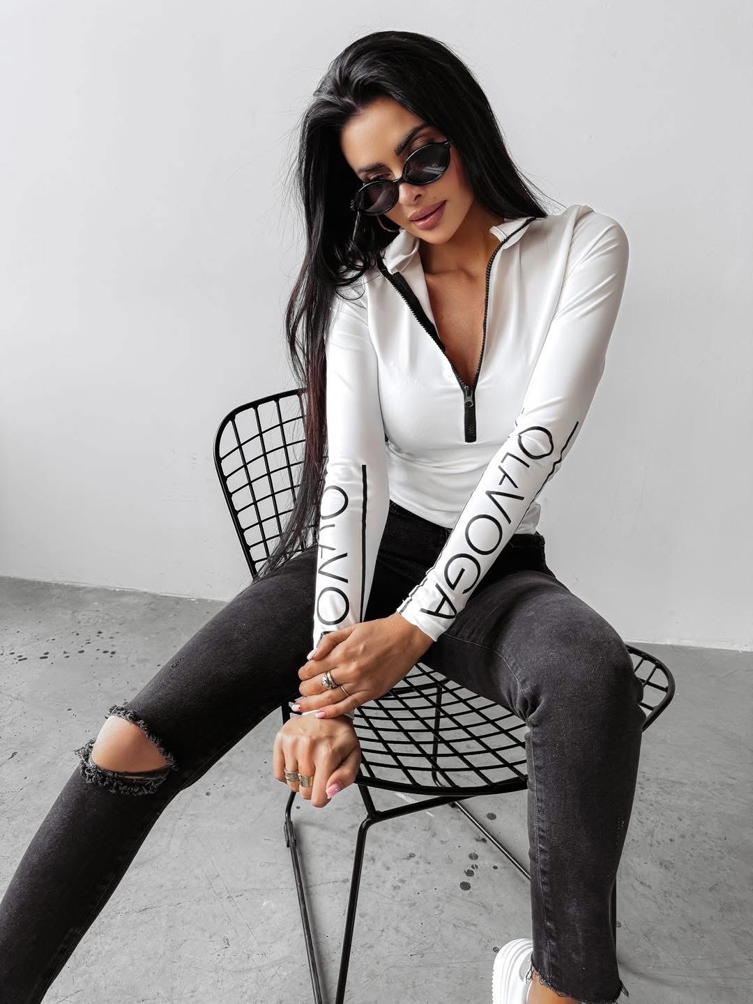 PRZEDSPRZEDAŻ Bluzka z suwakiem BIANCO OLAVOGA ecru