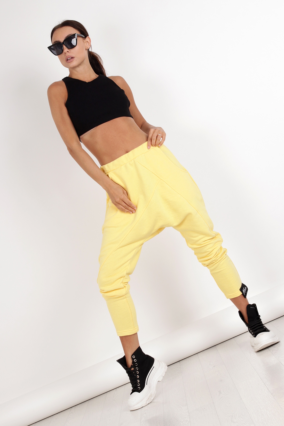 Spodnie dresowe MC Better Days cytrynowe